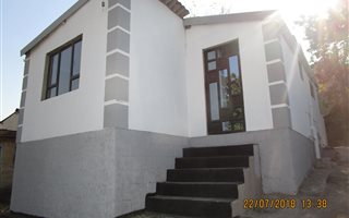 2 Bedroom House in Kwandengezi