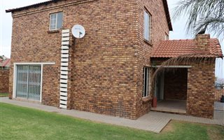 3 Bedroom Townhouse in Amberfield