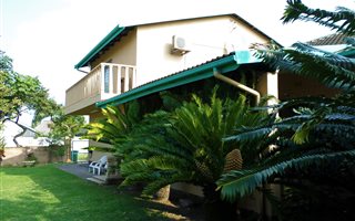 4 Bedroom House in Arboretum