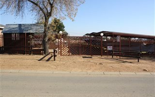 Commercial space in Deneysville