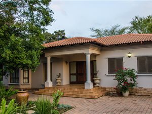 4 Bed House in Equestria