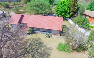 3 Bedroom House in Vorna Valley