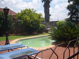 3 Bed House in Mayberry Park