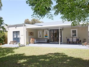 3 Bed House in Sybrand Park