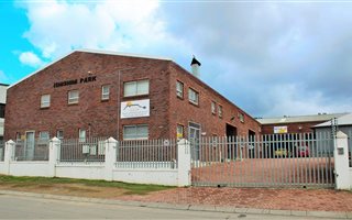 427 m² Industrial space in Plankenbrug