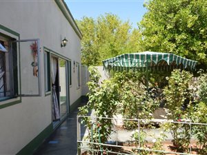 4 Bed House in Rosedale