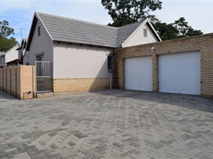 3 Bed House in Willow Park Manor