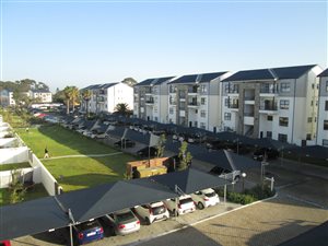 1 Bed Apartment in Paardevlei