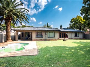 5 Bed House in Wierda Park
