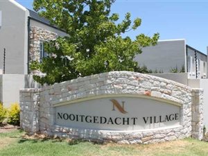 3 Bed House in Nooitgedacht Estate