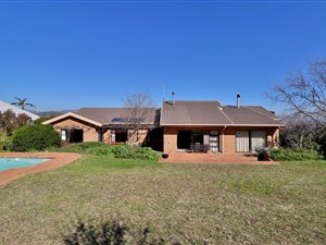 4 Bed House in Helderrand