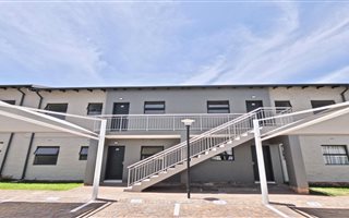 2 Bedroom Apartment in Brentwood