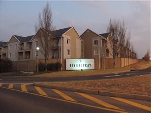 5 Bed House in Riverspray Lifestyle Estate
