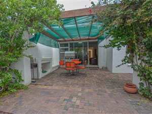 3 Bed House in Waves Edge