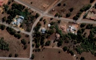 1115 m² Land available in Golf View AH