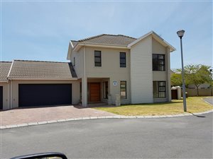 3 Bed House in Graanendal
