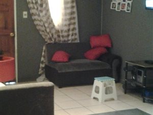 2 Bed Garden Cottage in Delville