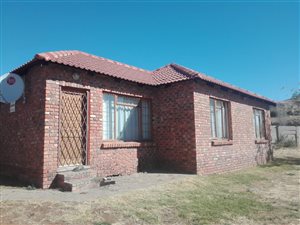2 Bed Townhouse in Langenhoven Park