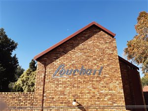 2 Bed Apartment in Zwartkop