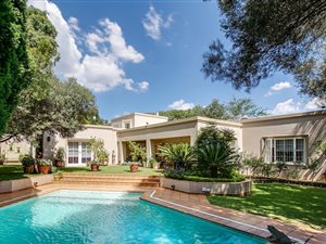 3 Bed House in Craighall Park
