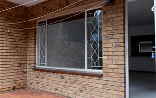 2 Bedroom Simplex in Ferndale