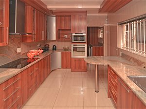 4 Bed House in Breaunanda