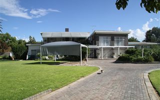 4 Bedroom House in De Aar