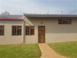 1 Bed Garden Cottage in Orchards