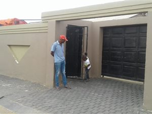 2 Bed House in Zola
