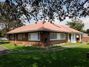 400 m² Commercial space in Kempton Park Central