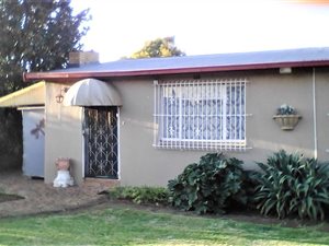 4 Bed House in Brenthurst