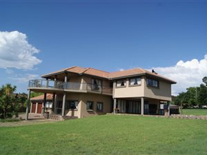 5 Bed House in Mooikloof Equestrian Estate