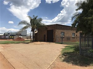 500 m² Industrial space in Rosslyn