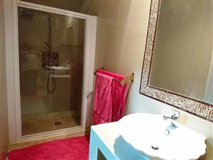 4 Bed House in Laudium
