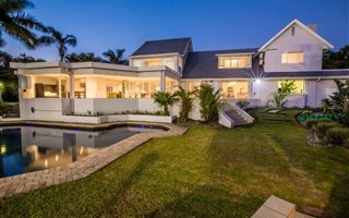 5 Bedroom House in Beacon Bay