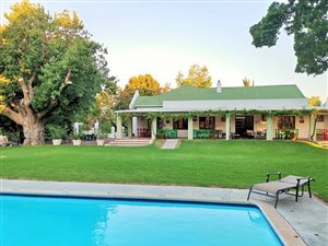 3.6 ha Farm in Robertson