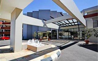2 Bedroom Townhouse in Bryanston
