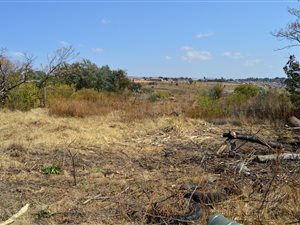 4.2 ha Land available in Roodepoort Central