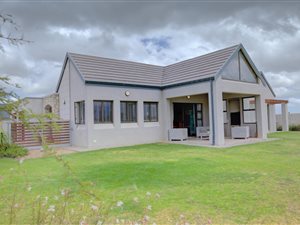 3 Bed House in Kingswood Golf Estate