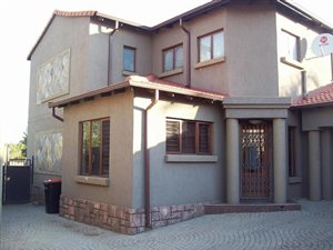 3 Bed House in Emfuleni Golf Estate