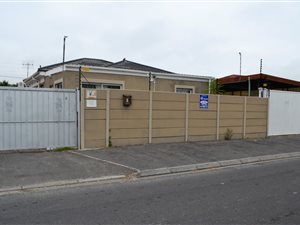 3 Bed House in Ruyterwacht