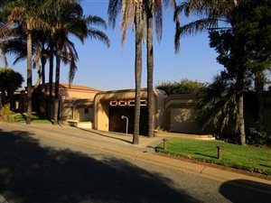 4 Bed House in Glenvista