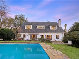 4 Bed House in Parktown North
