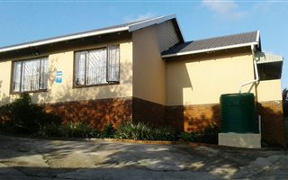 4 Bedroom House in Gamalakhe A