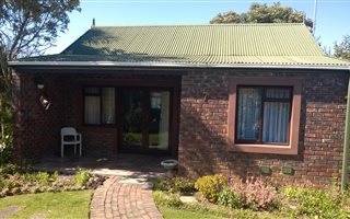 1 Bedroom House in Hoekwil