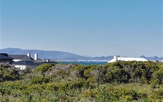 891 m² Land available in Kleinbaai