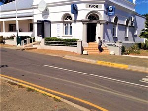 Commercial space in Uniondale