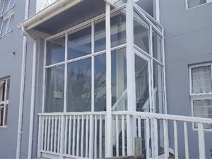 2 Bed Apartment in Grahamstown Central