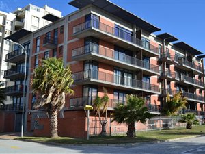2 Bed Apartment in Humewood