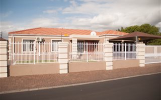 3 Bedroom House in Dobson